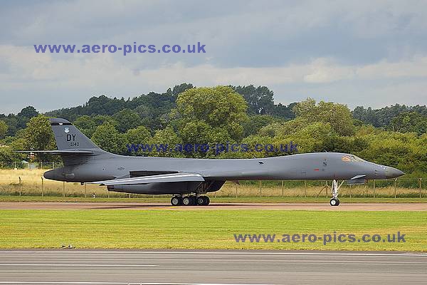 B-1B 86-0140 (DY) Fairford 20072009 D111-20