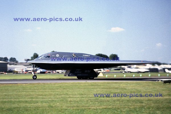 B-2A 89-0127 Fairford 19071997 D18504