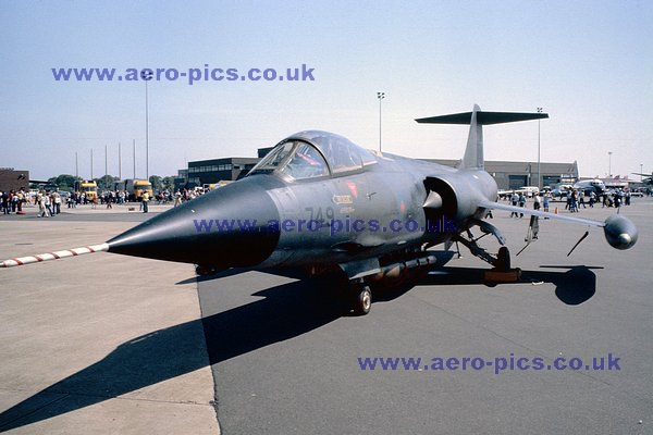 CF-104 104749 Mildenhall 29051982 D13712