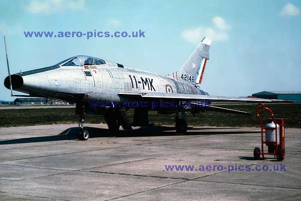 F-100D 54-2146 (11-MK-G) Sculthorpe 24041976 D085-04