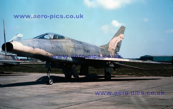 F-100D 54-2166 (11-MV) Sculthorpe 24041976 D085-03