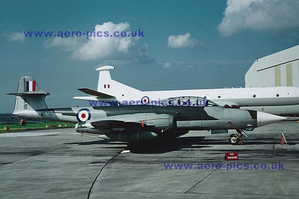 Meteor NF Mk.11 WD790 St.Mawgan 18091971 D124-17