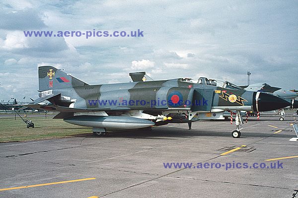 Phantom FGR Mk.2 XV406 (M) Finningley 29071977 D093-20