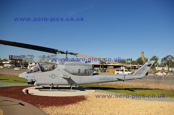 AH-1J 157784 Miramar MCAS 14112008 D066-05