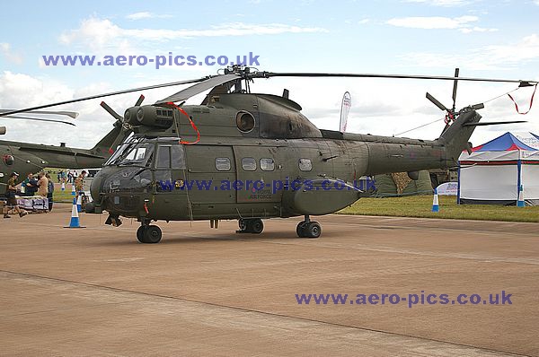 Puma HC Mk.1 XW233 Fairford 18072009 D108-24