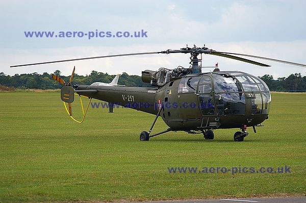 SA.316B V-251 Duxford 08072009 D108-03