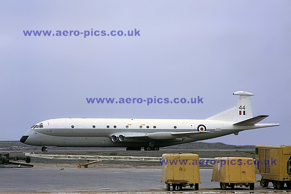 Nimrod MR Mk.1 XV244 Masirah 02071972 D125-20