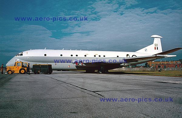 Nimrod MR Mk.1 XV250 (50) Finningley 29071977 D093-12