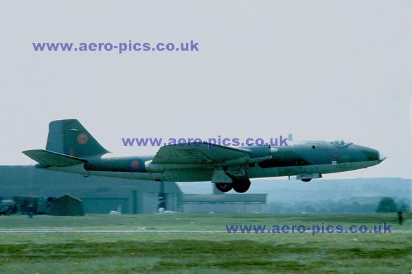 Canberra PR Mk.7 WH775 Greenham Common 29061981 D13117