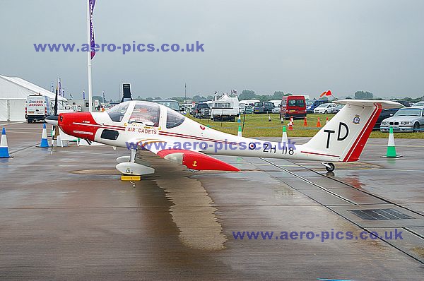 Vigilant T Mk.1 ZH118 (TD) Fairford 17072009 D109-10