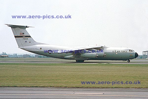 C-141A 67-0006 Mildenhall 01061974 D072-10