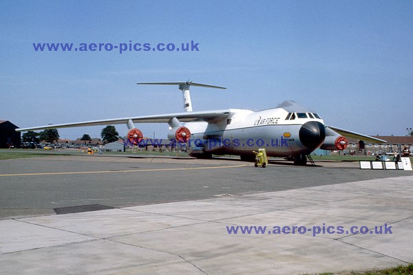 C-141B 65-0222 Mildenhall 29051982 D13702