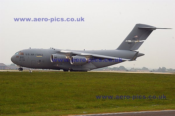 C-17A 06-6157 Mildenhall 14052009 D090-07