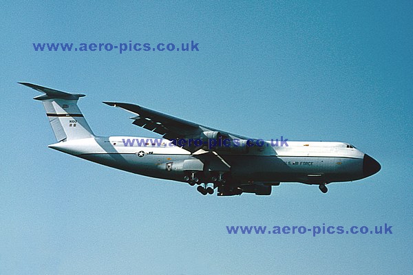 C-5A 69-0005 Mildenhall 16061978 D098-02