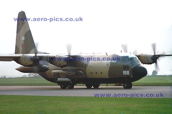 Hercules C Mk.1 XV188 Wyton 05071973 D079-25