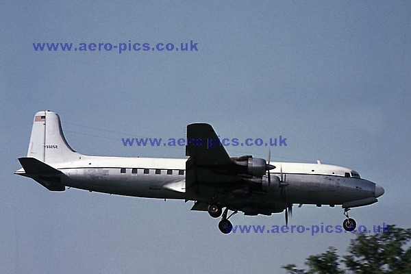 VC-118A 53-3252 Mildenhall 03111973 D082-15