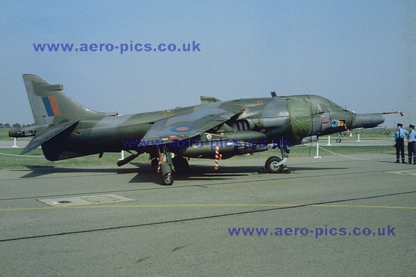 Harrier GR Mk.3 XV760 Wyton 05091981 D13606